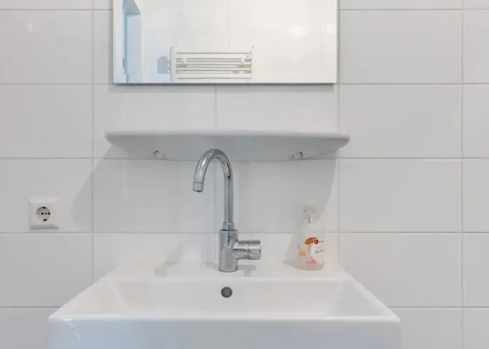 4-bedroom- Located- 120 Sqr Meter Amsterdam