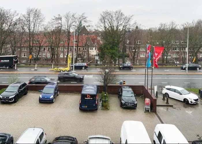 4-bedroom- Located- 120 Sqr Meter * Amsterdam