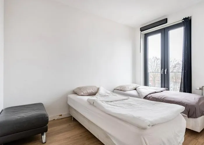 4-bedroom- Located- 120 Sqr Meter * Amsterdam