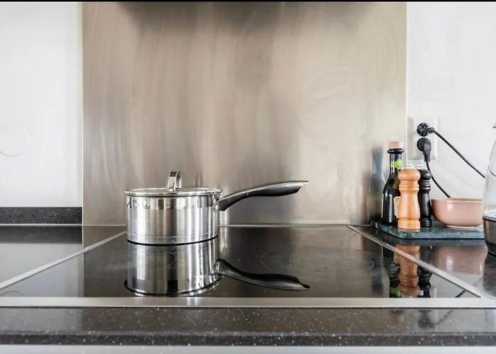 4-bedroom- Located- 120 Sqr Meter Amsterdam