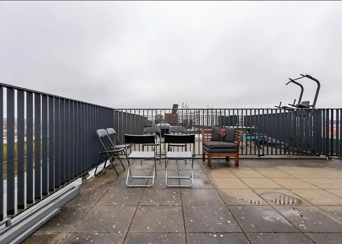 4-bedroom- Located- 120 Sqr Meter *