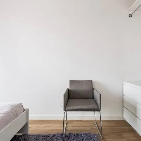 4-bedroom- Located- 120 Sqr Meter Apartment Amsterdam