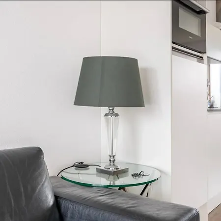 4-bedroom- Located- 120 Sqr Meter Appartement Amsterdam