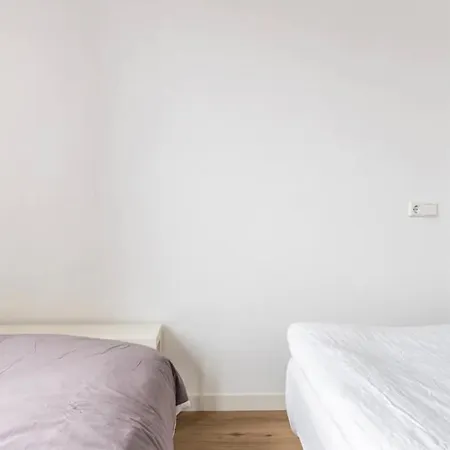 4-bedroom- Central Located- 120 Sqr Meter Appartement