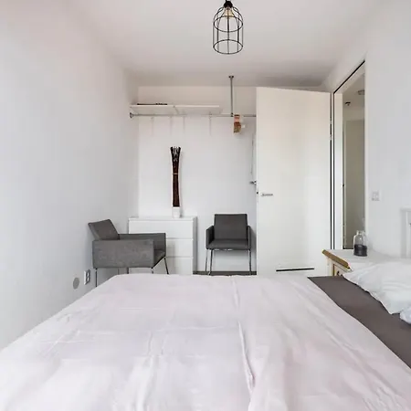 4-bedroom- Central Located- 120 Sqr Meter Amsterdam