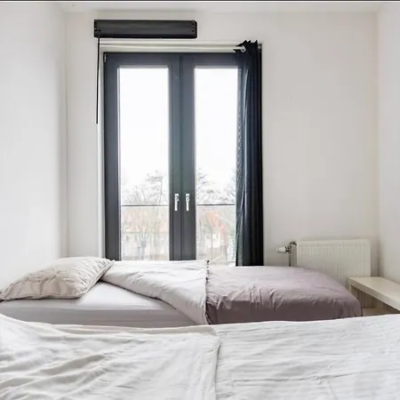 4-bedroom- Central Located- 120 Sqr Meter Appartement Amsterdam