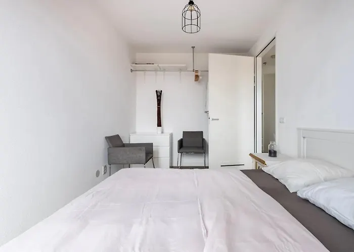 4-bedroom- Located- 120 Sqr Meter אמסטרדם