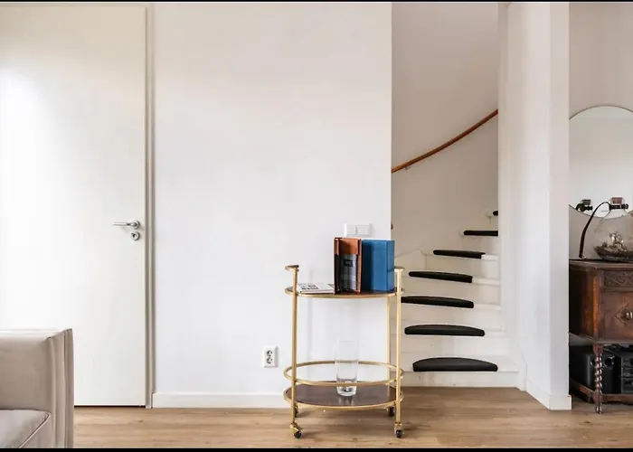 4-bedroom- Located- 120 Sqr Meter דירה אמסטרדם