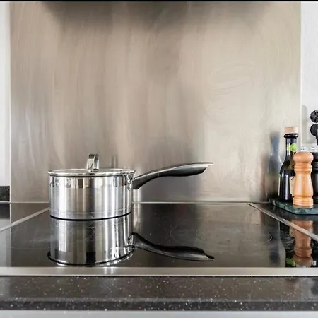 4-bedroom- Located- 120 Sqr Meter Amsterdam